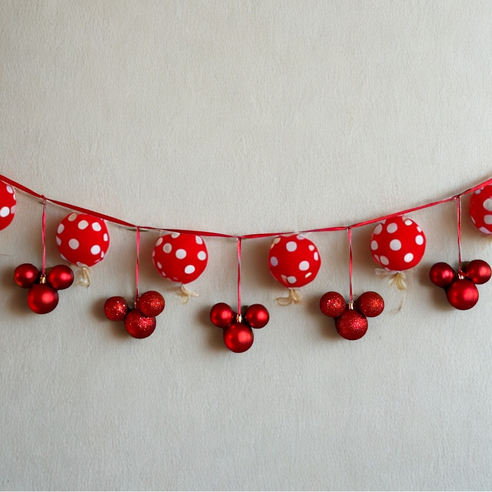 5X Minnie Mouse and Mickey Mouse Ornaments Disney Christmas Decorations